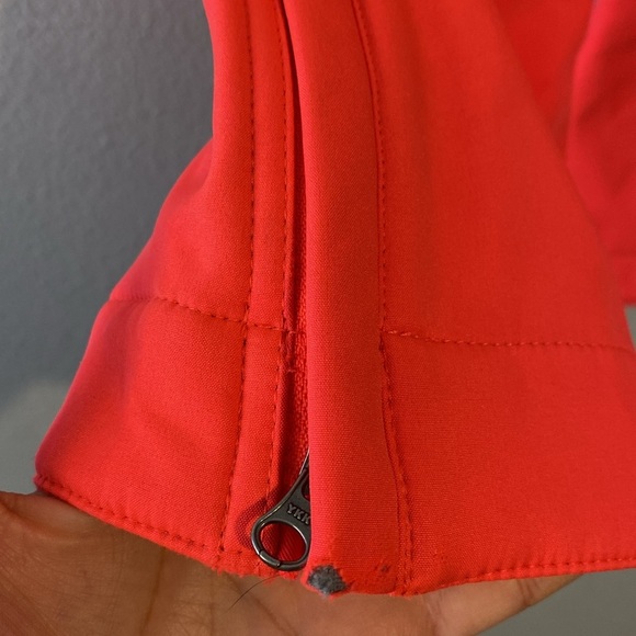 Obermeyer ski pants in hot pink - Picture 4 of 16